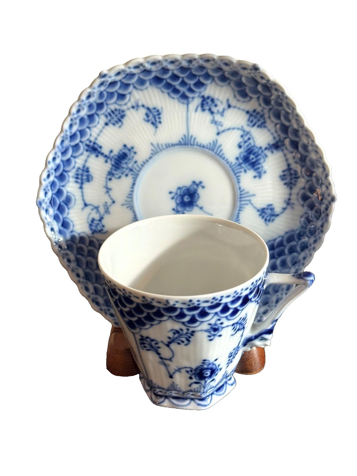 ロイヤルコペンハーゲン ブルーフルーテッド フルレース カップ