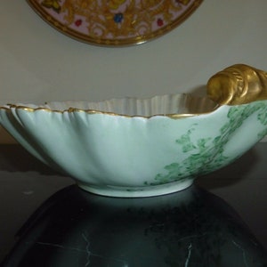 Antique Carlton Ware 1894-1926 Hand Painted Scalloped Shell Dish