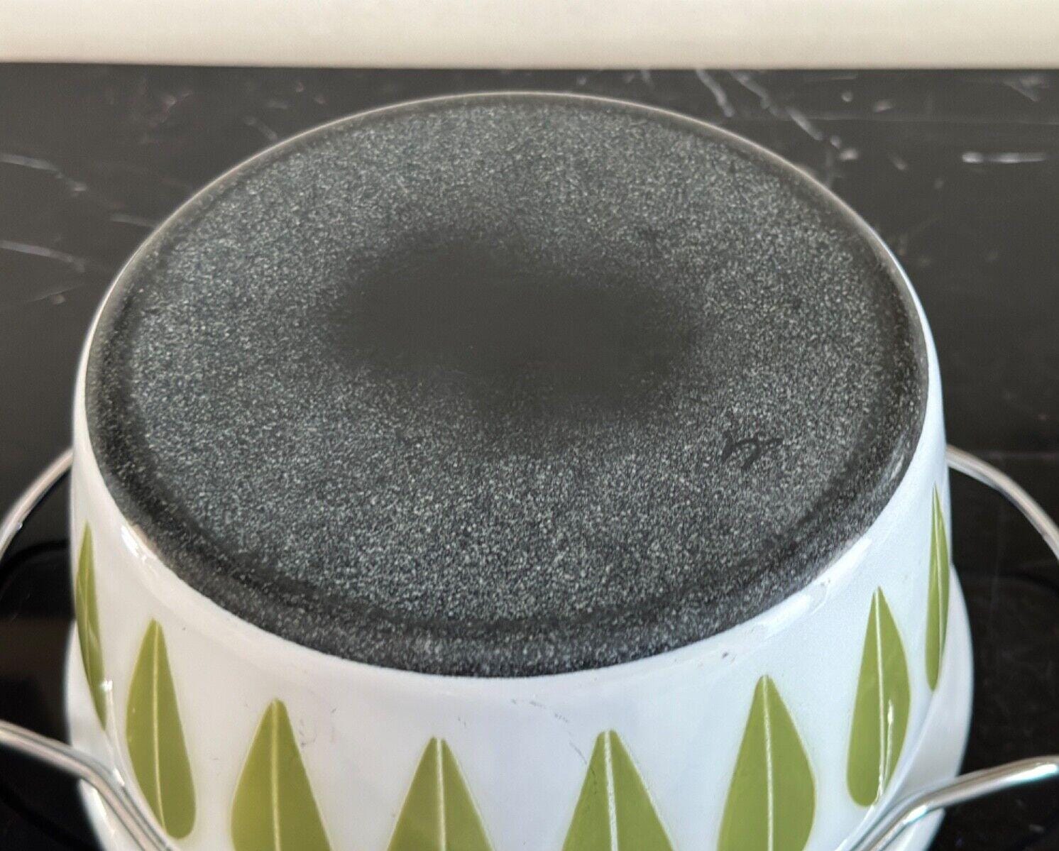 Cathrineholm White and Avocado Green Lotus Enamel 4 1/8