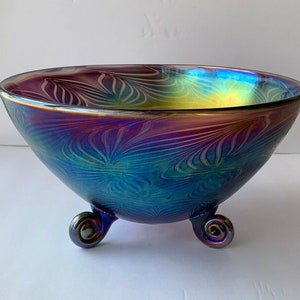 Fusion Art Glass Igor Muller Iridescent Glass Footed Bowl Centerpiece 10 3/8"