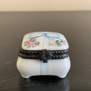Limoges Rochard Hand Painted Floral Blue Ribbon Porcelain Trinket Box Signed MC