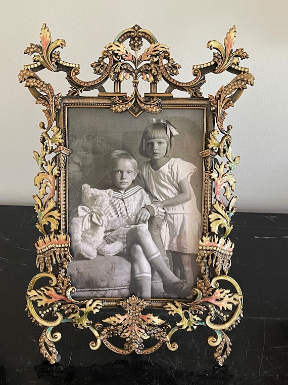Edgar Berebi Limited Edition 7833/1 Antoinette Enamel and