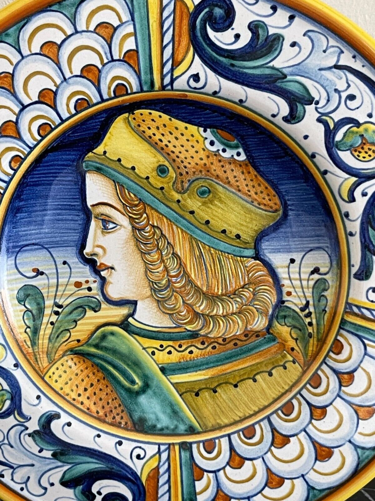 Deruta Italy Signed Gialletti Giulio 8 3/8