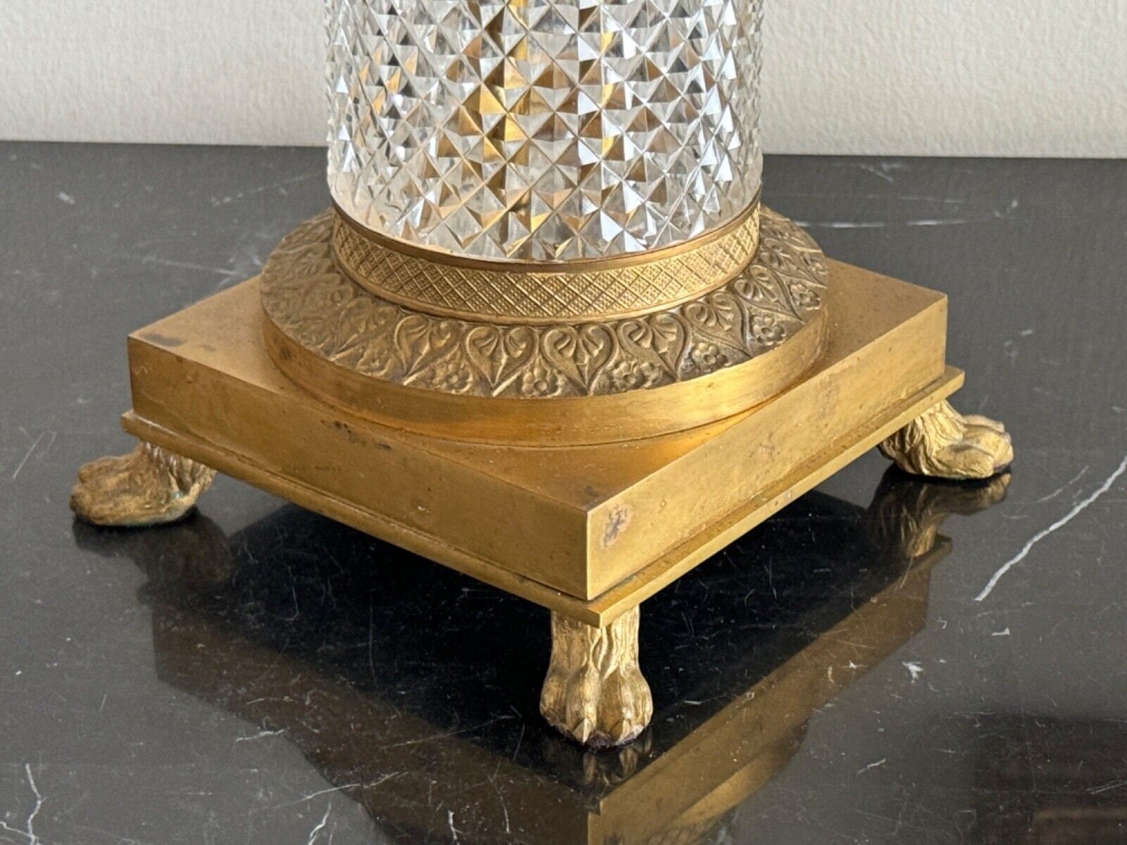 Baccarat Crystal 37 display picture 1