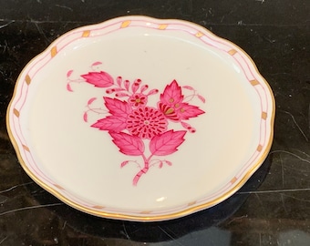 Herend Hungarian Porcelain Raspberry Chinese Bouquet Coaster #8562/AP