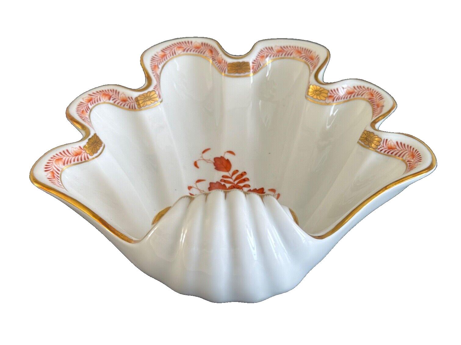 Herend Hungary Large Hand Painted Porcelain Chine Bouquet Shell