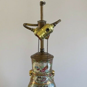 Antique Chinese Export Famille Rose Table Lamp
