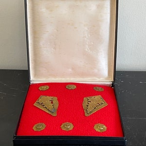 Vintage Set of 8 Peruvian Peru Military Insignia Badges