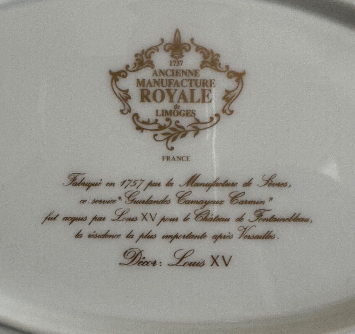 Ancienne Manufacture Royale Limoges Bandeja para servir Luis XV