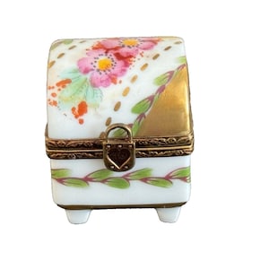 Limoges Hand Painted Floral Footed Porcelain Trinket Box