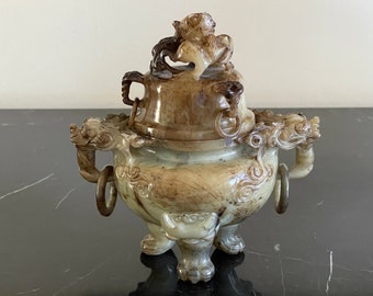 #中国美術　翡翠　彫刻　香炉　置物　アンティーク Amazon｜玉香炉 翡翠 玉石 彫刻 香炉 唐木足付台 中国美術 軟玉 置物
