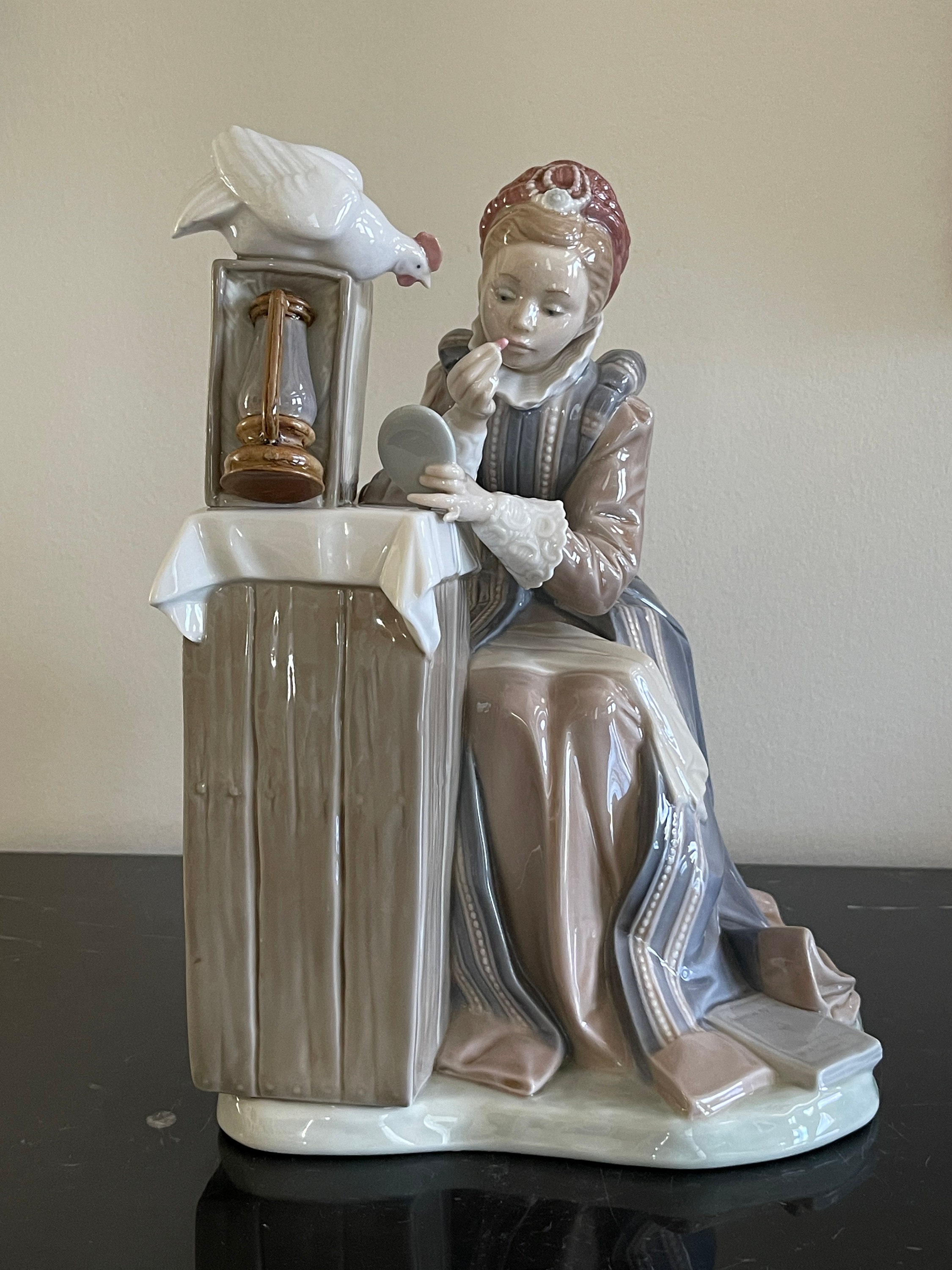 置物 LLADRO Amazon.com: Lladro Figurine, 5882 Restful Mouse : Home & Kitchen