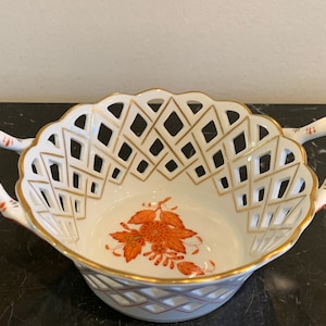 Herend Porcelain Chinese Bouquet Open Weave Round Basket with Handles