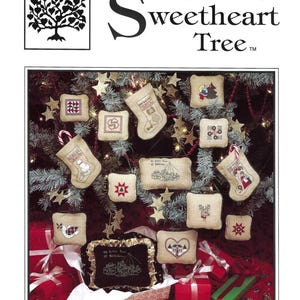 Ulotka z haftem krzyżykowym z kolekcji świątecznej II autorstwa Sandry Cox Vonosdall - The Sweetheart Tree SV-CC8