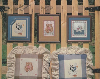 Love Bears Cross Stitch Book by Judy M. Gibbs and Peggy Cathey -- hollie designs - Leaflet 17