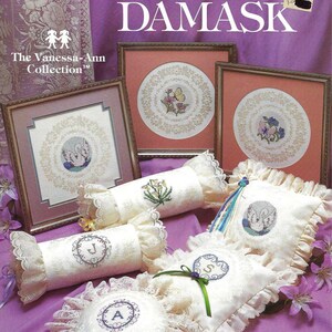 Zaprojektowano dla Damask Cross Stitch Book autorstwa Vanessa-Ann Collection - Leisure Arts Leaflet 303