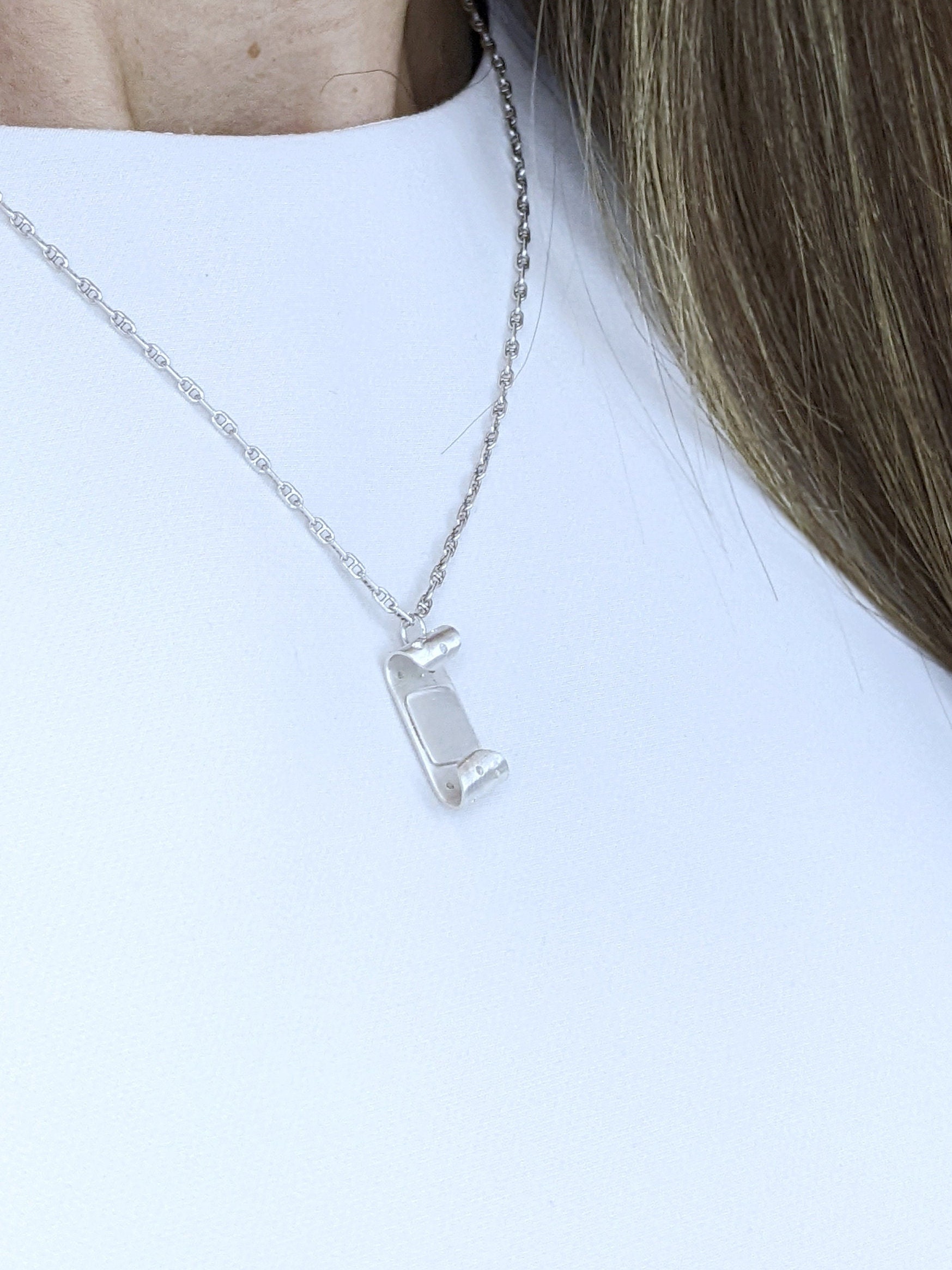 Silver Bend Bandage Necklace - Bandage Necklace - Bend Silver Bend Bandage Necklace - Bandage Necklace - Bend