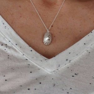 Sterling Silver Sea Shell Necklace Round Seashell Necklace Seashell ...