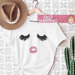 Eyelashes and Lips Shirt Etsy Best Seller Womens Shirt Makeup Trendy Face Shirt Make Up Lipstick Lip Gloss Tshirt Tee Girls Gift Girly