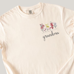Personalized Floral Grandma Shirt: Custom Name Comfort Colors Tee