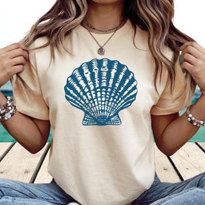 Camisa Calico Scallop Seashell: Camiseta Soft Bella Canvas Ocean Beach