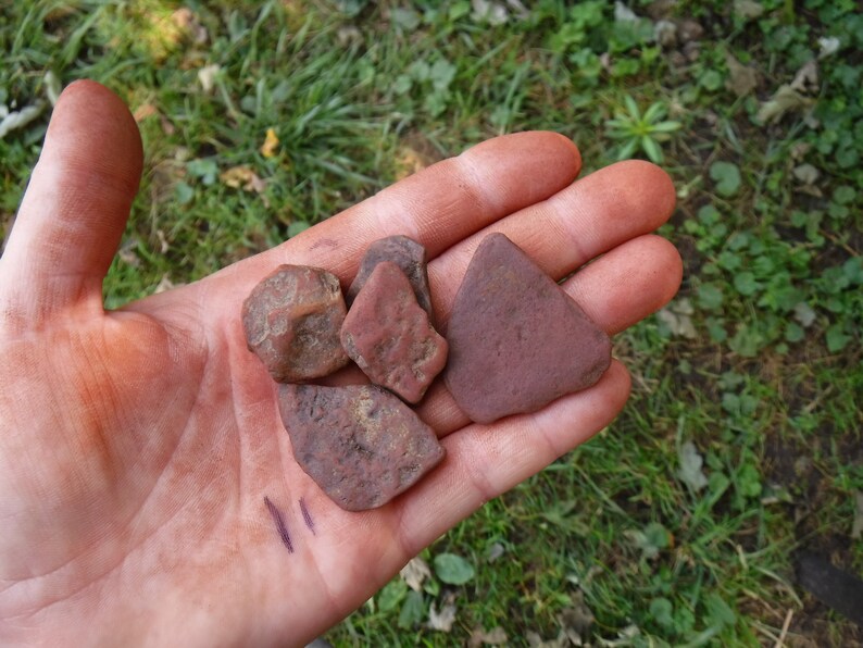 30 Gram Red Iron Oxide Red Ocher Stone Ochre Nautral Pigment Etsy