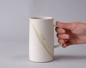 18 fl oz off white shades tall mug with oversized handle