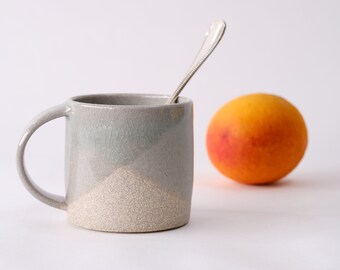 gray stoneware mug