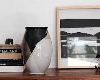 large amphora vase in ombré - wheel thrown, stoneware
