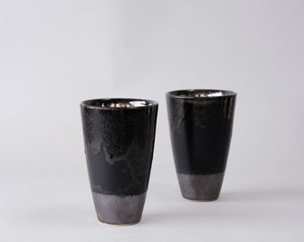 vaso de gres de metal negro