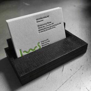 Visitekaartje op maat, LETTERPRESS VISITEKAARTJE, twee kleuren boekdruk - op bestelling gemaakt