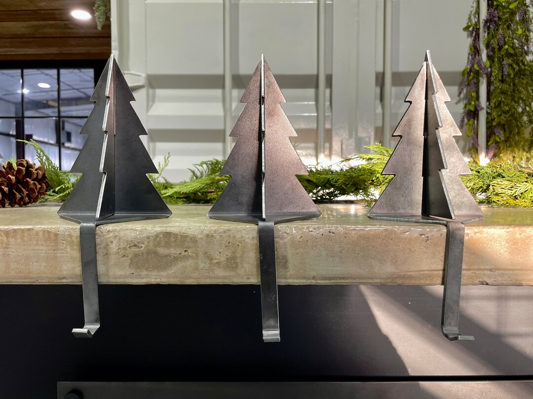 Steel Christmas Tree Stocking Holder 3D Metal Christmas Tree Stocking Hanger Raw Steel Mantle