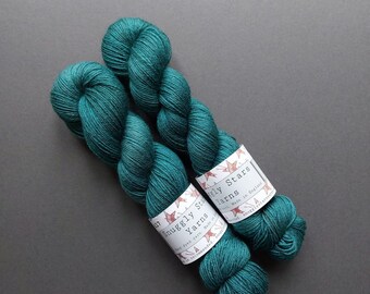 DUSKY TEAL on the BFL / Nylon Sock Base - Fingering Weight 100g Skein - Wool, Bluefaced Leicester Superwash yarn Hand Dyed Yarn Craft Gift