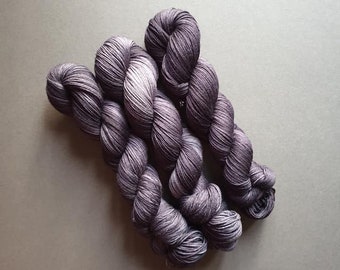 COAL - On the FABULOUS Sock Base - Hand dyed yarn 100g - Fingering weight yarn, 4-ply - Superwash Merino Wool - Soft, smooth. Gift Craft