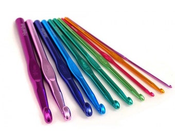 Crochet Hooks by HiyaHiya- Aluminium - *Various Sizes* Crochet, craft, rainbow, aluminium, pretty, colourful, gift, useful, fantastic. SALE