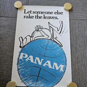 Póster de viaje vintage de Pan Am de los años 70, tamaño mediano, estilo americano de aerolínea, coleccionable de aviación poco común, publicidad de aerolíneas, "Que alguien más rastrille".