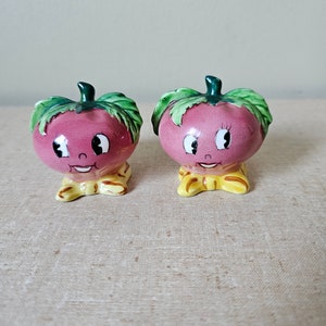 Py Japan Anthropomorphic Radish Head Salt and Pepper Pair