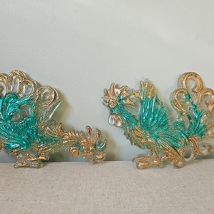 Vintage lucite rooster pair wall plaques, high gloss green and gold glitter decor, wall decor, kitchen kitsch, Unique design