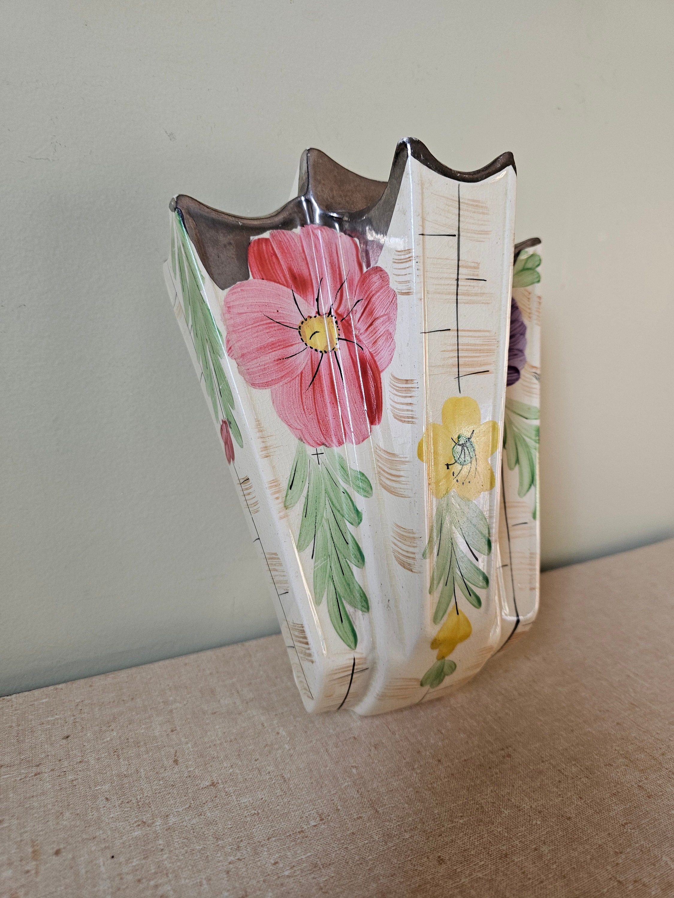 Arthur Wood & Sons Ceramic Wall Pockets, Made in England Arthur Wood & Sons Ceramic Wall Pockets, Made in England