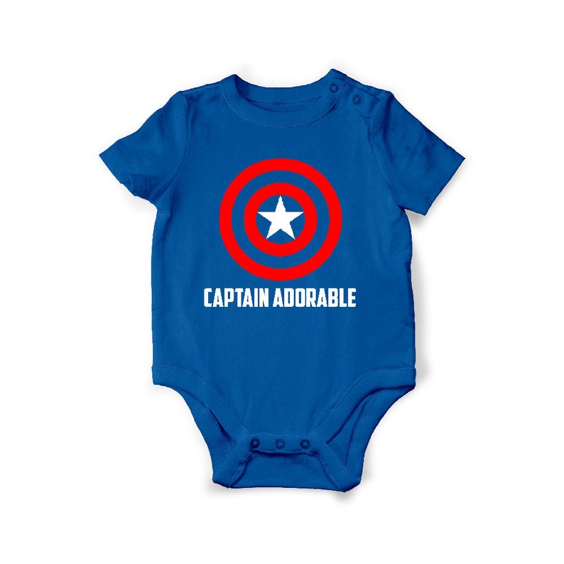 Capitán Adorable Capitán América / Los Vengadores inspiraron Body de manga corta azul real para bebé, ropa, traje de cuerpo imagen 1