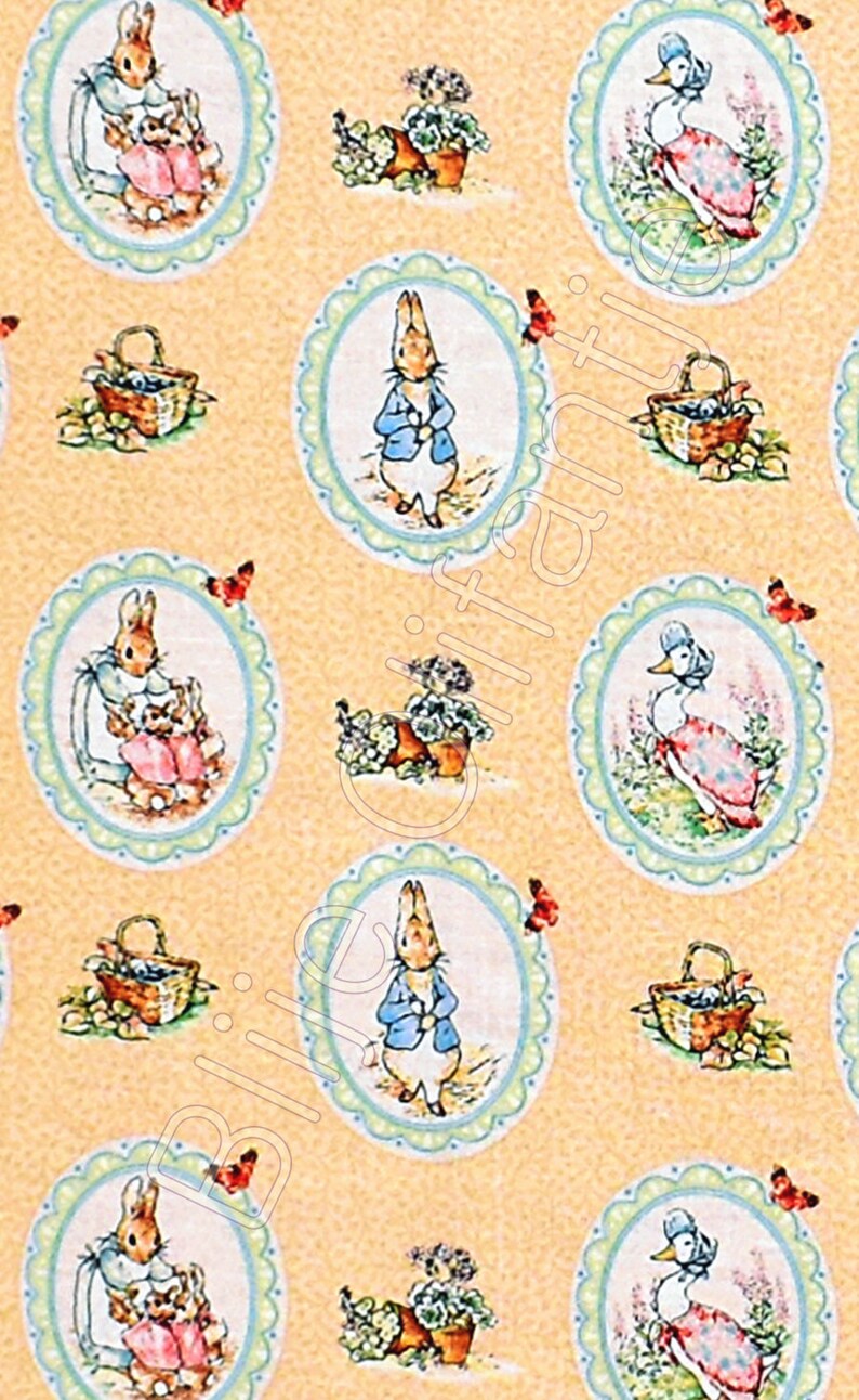 Fat Quarter Beatrix Potter 3 Little Kittens Cream 100/% Cotton Quilting Fabric