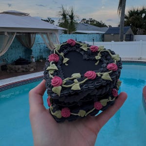 fake cake heart box