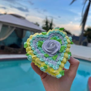 fake cake heart box