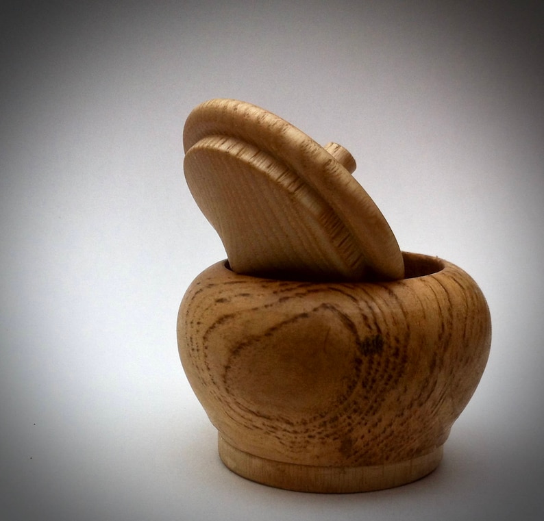 Personalised Wood Ring Box Unique Wooden Spinning Top Small Wooden Pot with Lid Round Wood Ring Box Unique Wooden Ring Box Woodturning.