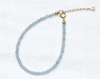Bracelet Blue Angelite Gemstone, bracelet empilable de pierres précieuses rempli d’or 14 carats, emballage zéro déchet