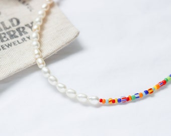 Half Pearls Half Colourful Beads, High Quality, Colourful Trendy Necklace, Rainbow Pearl Necklace, Trendy Fun Jewelry, Sustainable Jewelry