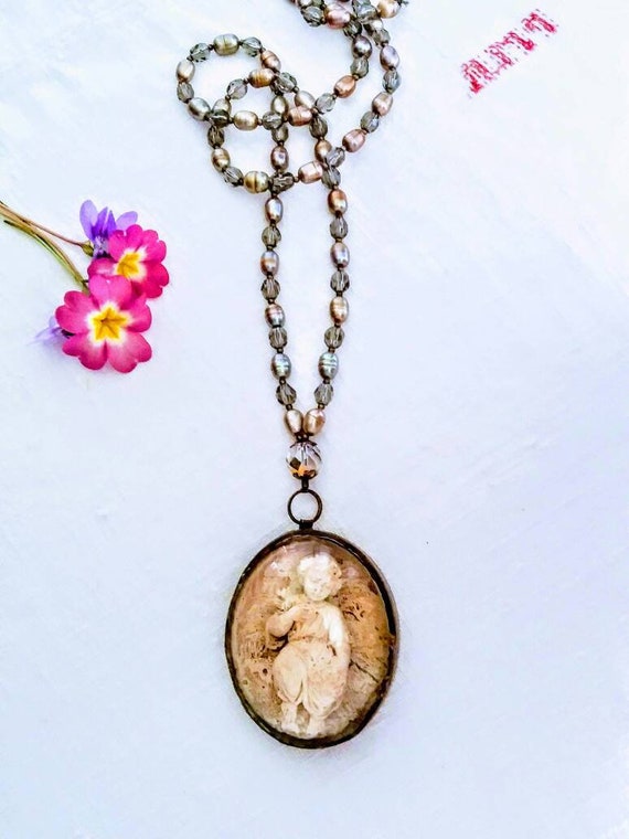 19th century angel  Reliquary Pendant necklace . - image 4