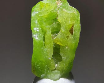 Pyromorphite, hopper skeletal crystal, Yangshuo Mine, Guangxi Province, China (15mm) B3423