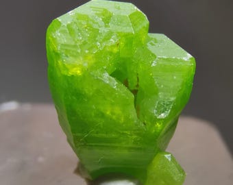 Pyromorphite, hopper skeletal crystal, Yangshuo Mine, Guangxi Province, China (13mm) B3422