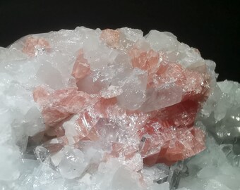 Pink rhombohedral Rhodochrosite on white Quartz matrix, Wutong Mine Guangxi China, 45mm in size, B3352